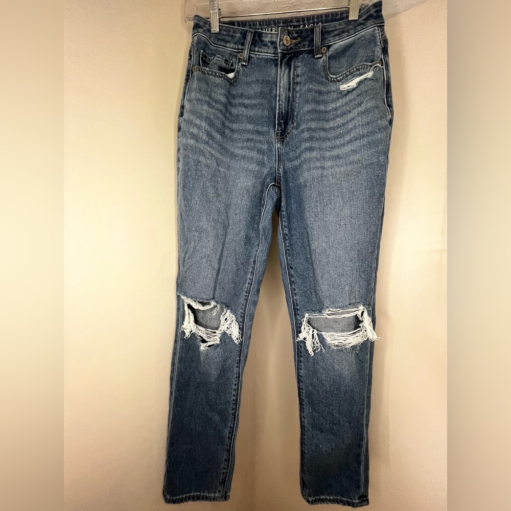 American Eagle Mom Jeans